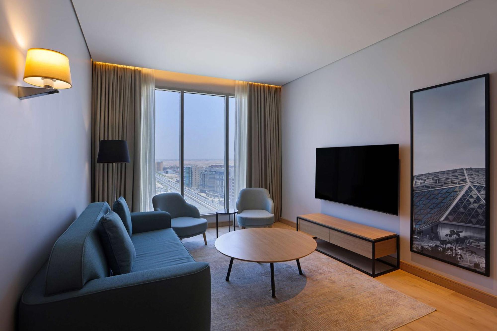 Radisson Hotel & Residence Riyadh Olaya Ngoại thất bức ảnh