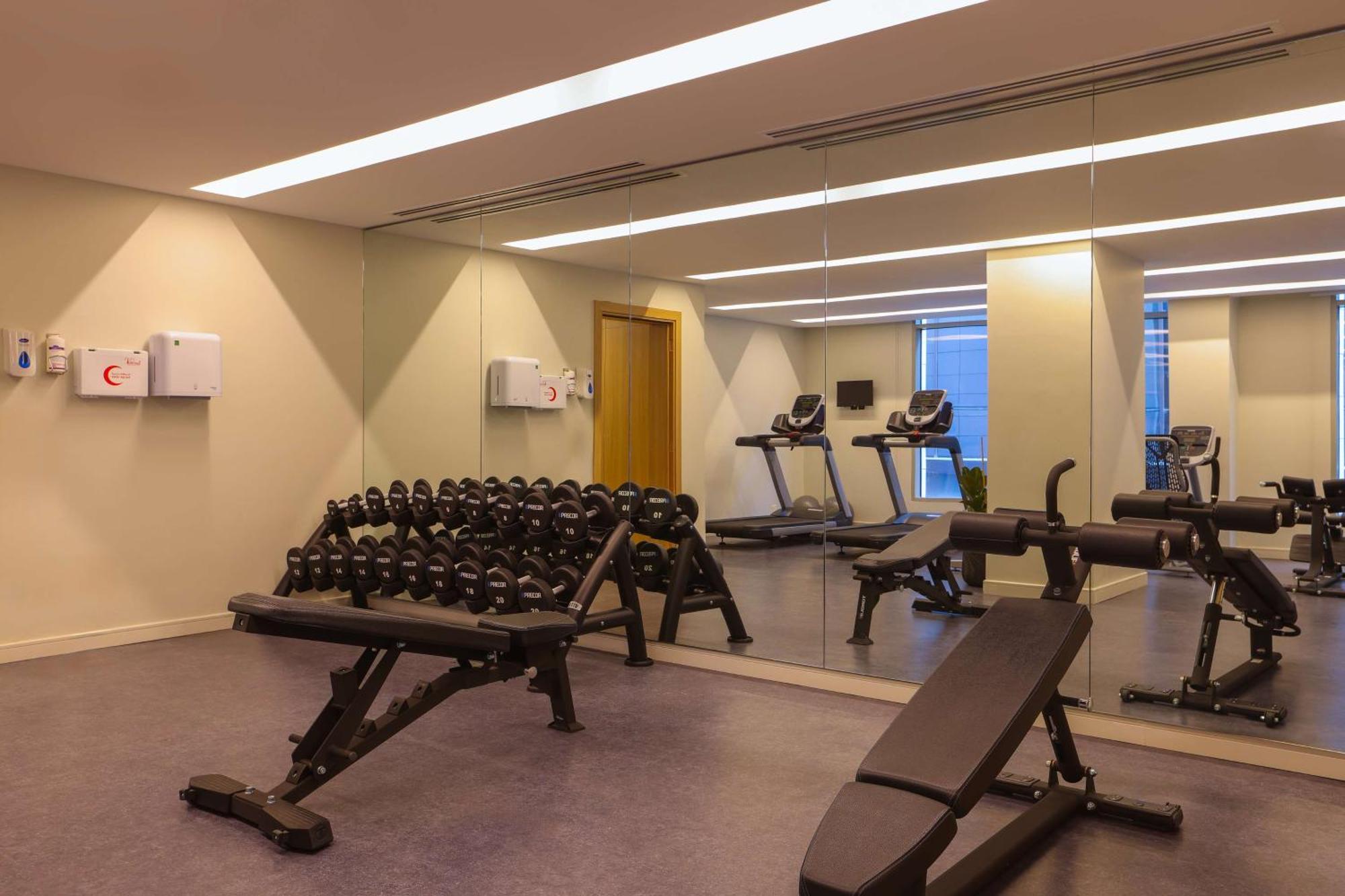Radisson Hotel & Residence Riyadh Olaya Ngoại thất bức ảnh